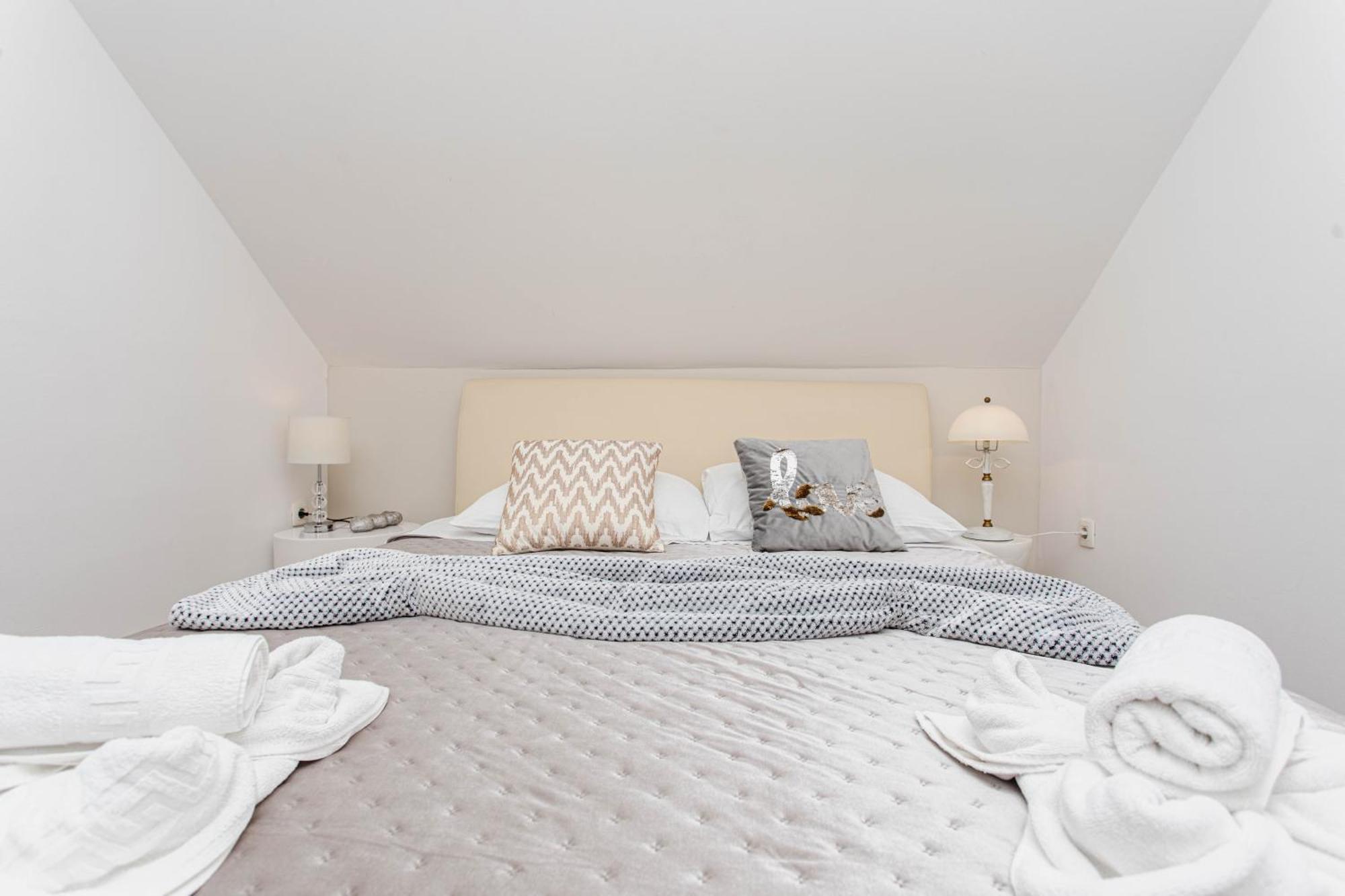 Guesthouse Mimbelli 오레비츠 외부 사진